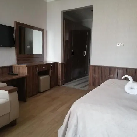 Istanbul Airport Karam Hotell 3*