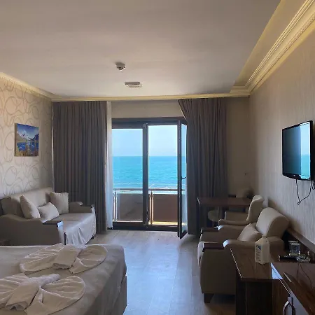 Istanbul Airport Karam Hotell 3*