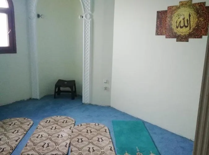 Istanbul Airport Karam Szálloda 3*